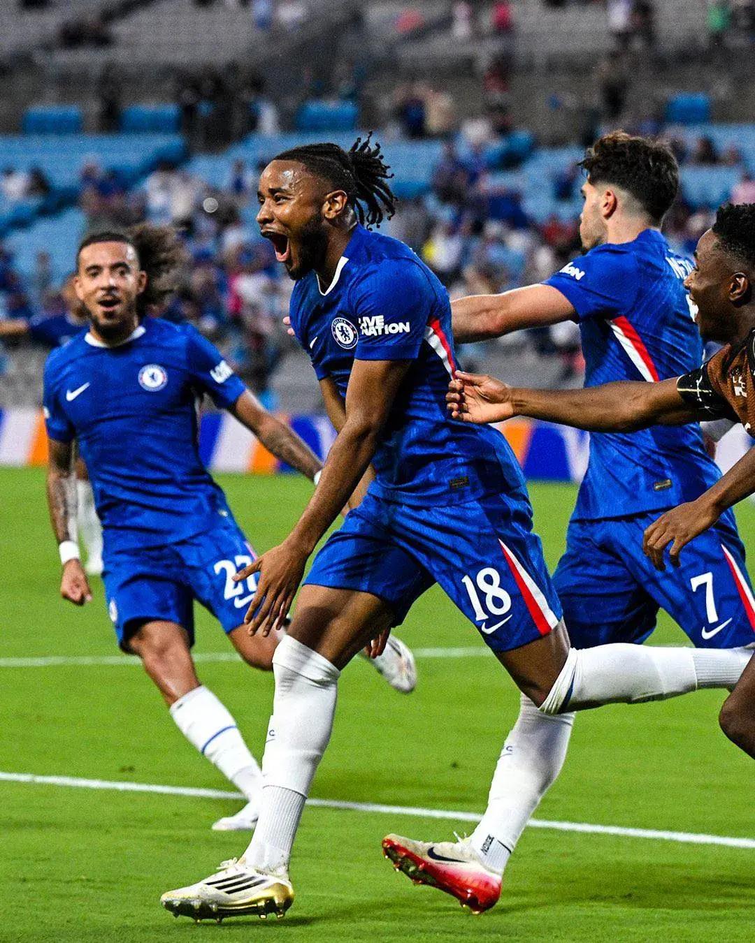 星空sports-那不勒斯临场应变备战欧冠瓦伦西亚完成体检备战欧联，连对手都承认：中国队冲击纪录的简单介绍-星空sports